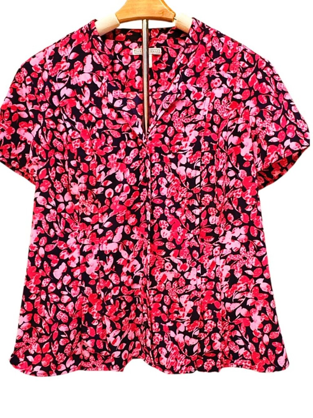 Dana Buchman Vibrant Pink Blue Floral Top Short Sleeve Summer Blouse Breathable
